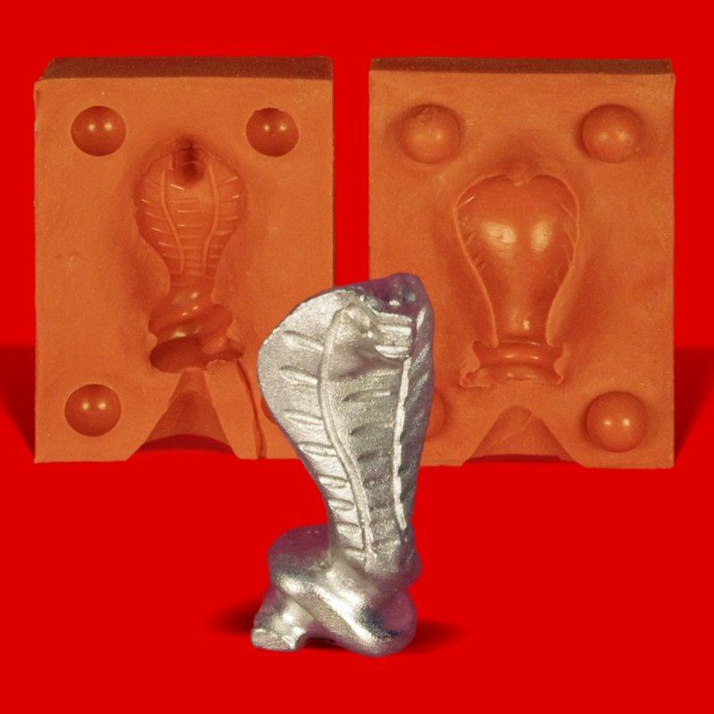 Tin mold snake cobra threatening - heat-resistant silicone mold - requires approx. 35g pure tin